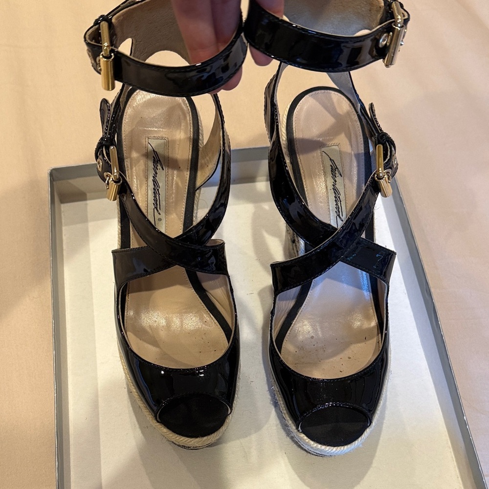 Elegant Black Patent Leather Brian Atwood Women's espadrilles